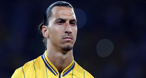 إبراهيموفيتش يتوقع أن يعتزل بحلول 2016